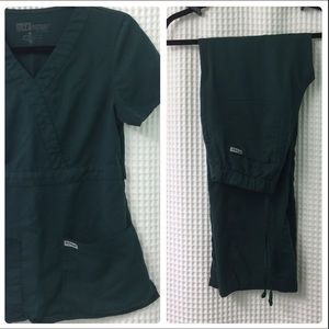 SOLD💡 Grey’s Anatomy Scrub Set - Hunter Green